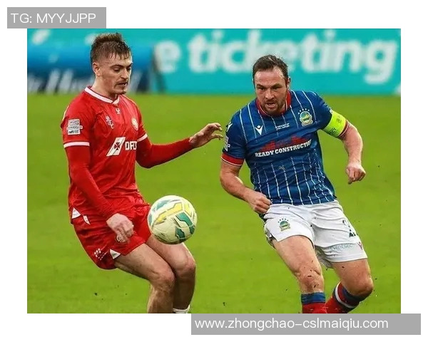 纽卡斯尔关注阿尔克马尔19岁中场斯米特转会费预计达2000万镑 纽卡斯尔关注阿尔克马尔19岁中场斯米特转会费预计达2000万镑